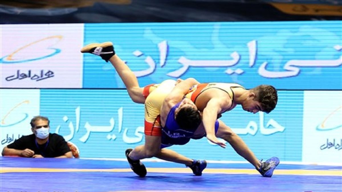 عسگرپور: با کشتی گیران خارجی در لیگ موافق نیستم/ برای نیمهنهایی ۲ سورپرایز داریم