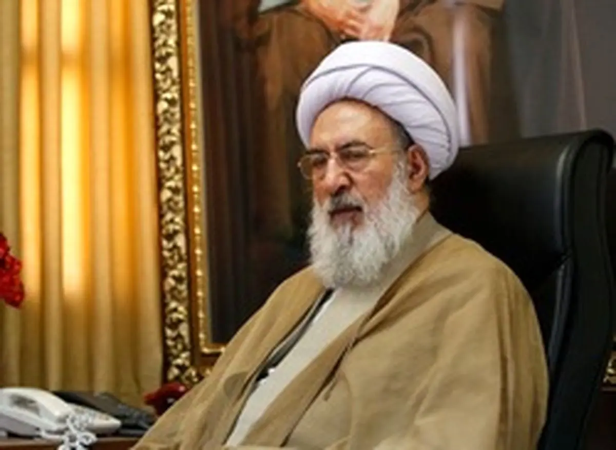 شخص محتکر مفسد فی الارض است