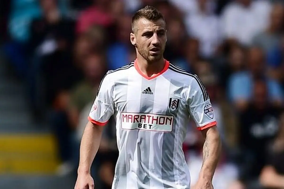 درآمد یکی از بازیکنان استقلال؛ ماهی ۲۵ هزار دلار!