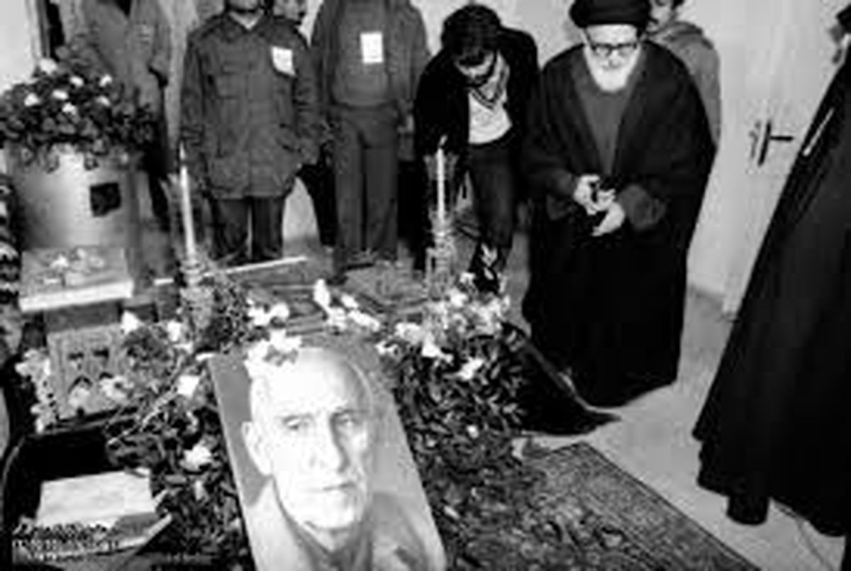 روایت آیتالله طالقانی از علل شکست دکتر محمد مصدق