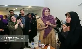 فائزه هاشمی در ستاد دکتر روحانی