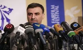 واکنش دبیر جشنواره فیلم فجر به انتشار چت‌های خصوصی مجری شبکه فارسی‌زبان