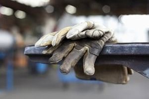 مرگ کارگر ۳۹ ساله حین نصب دستگاه جرثقیل