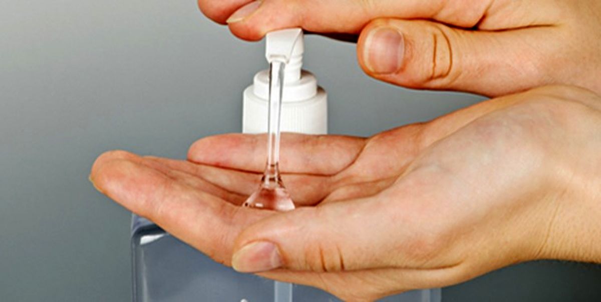 کشف 600 عدد ژل ضدعفونی کننده در یکی از داروخانههای مشهد