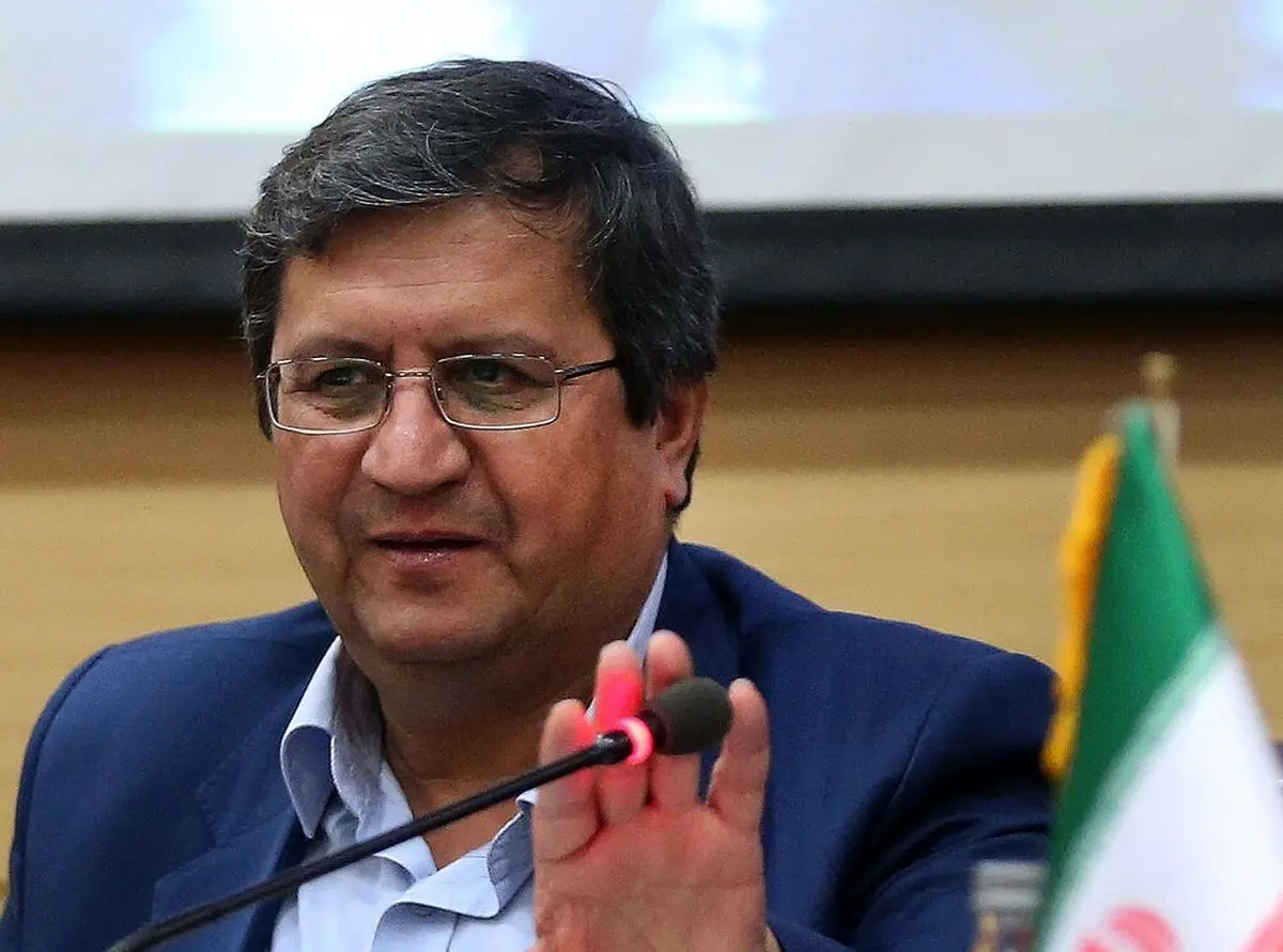 نظر همتی در مورد محدود شدن دامنه نوسان بورس