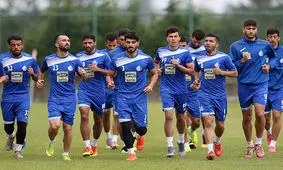 به جای خریدن مسی به فکر زمین تمرین برای استقلال باشید!