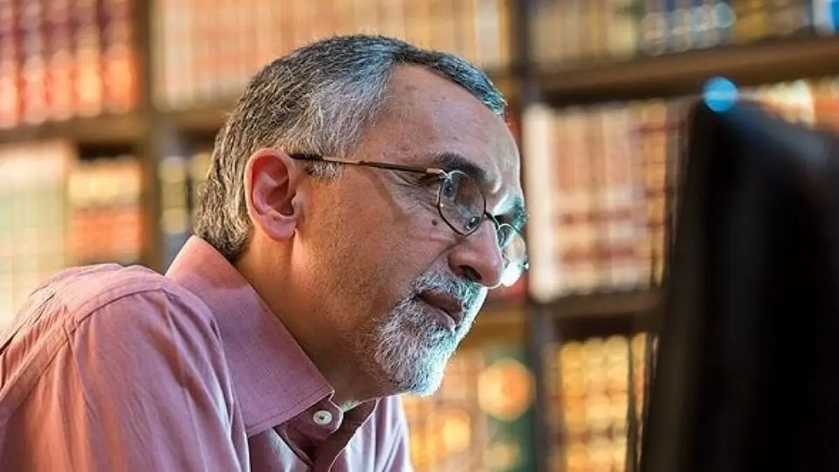 اصلاح‌طلبان باید حضور در ارکان قدرت را فراموش کنند