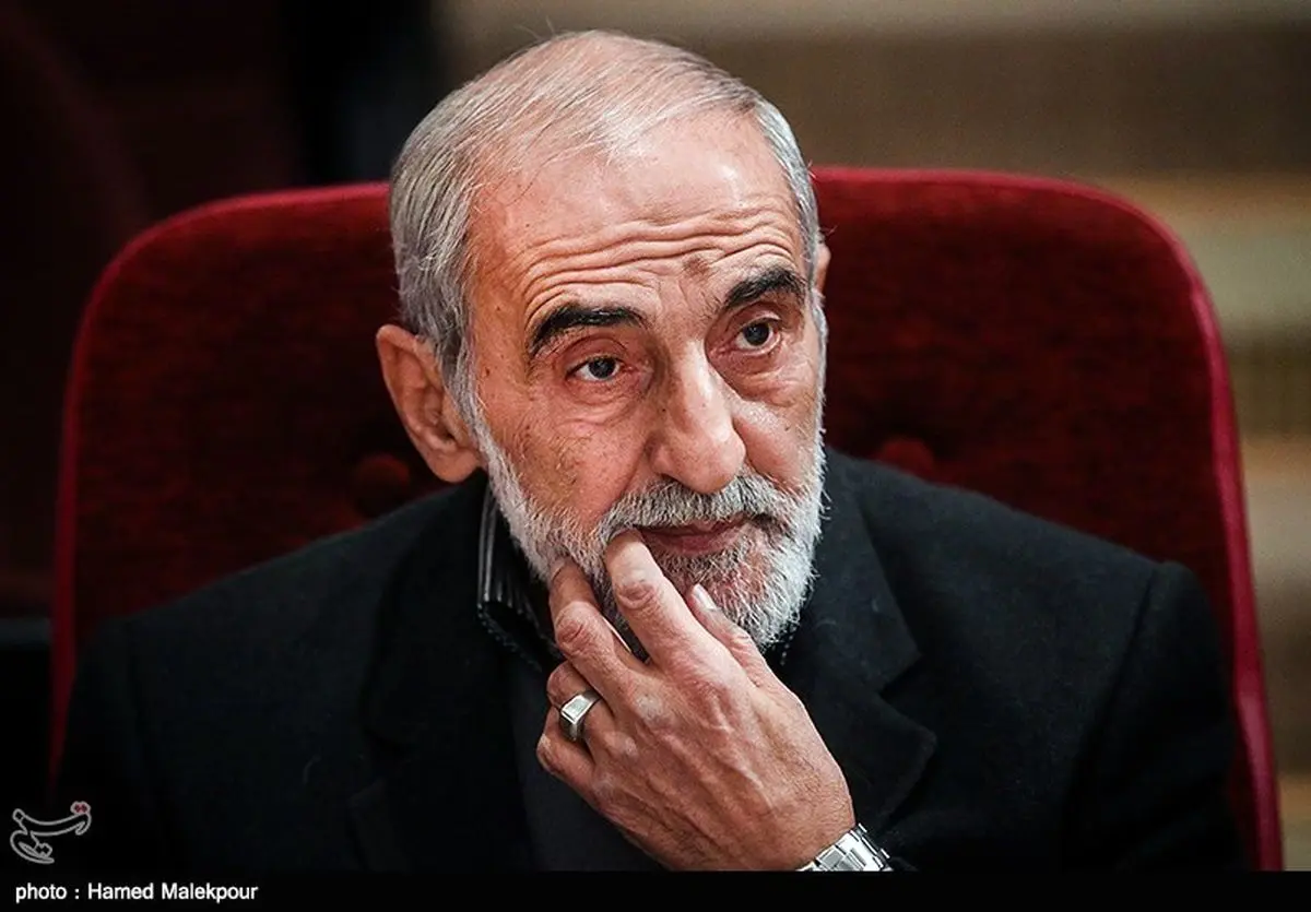 حسین شریعتمداری، مشاور روحانی را با مَثَل لقمان مقایسه کرد