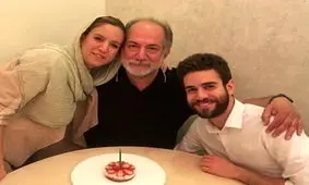 آتیلا پسیانی؛ یک پدر و یک کودک ۶۲ ساله