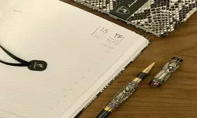 چرا  آزاده؟؟؟