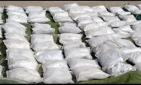 کشف هروئین و اقلام قاچاق در عجب شیر