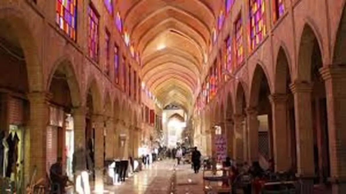 چرا بازار تعطیل نمی‌شود؟