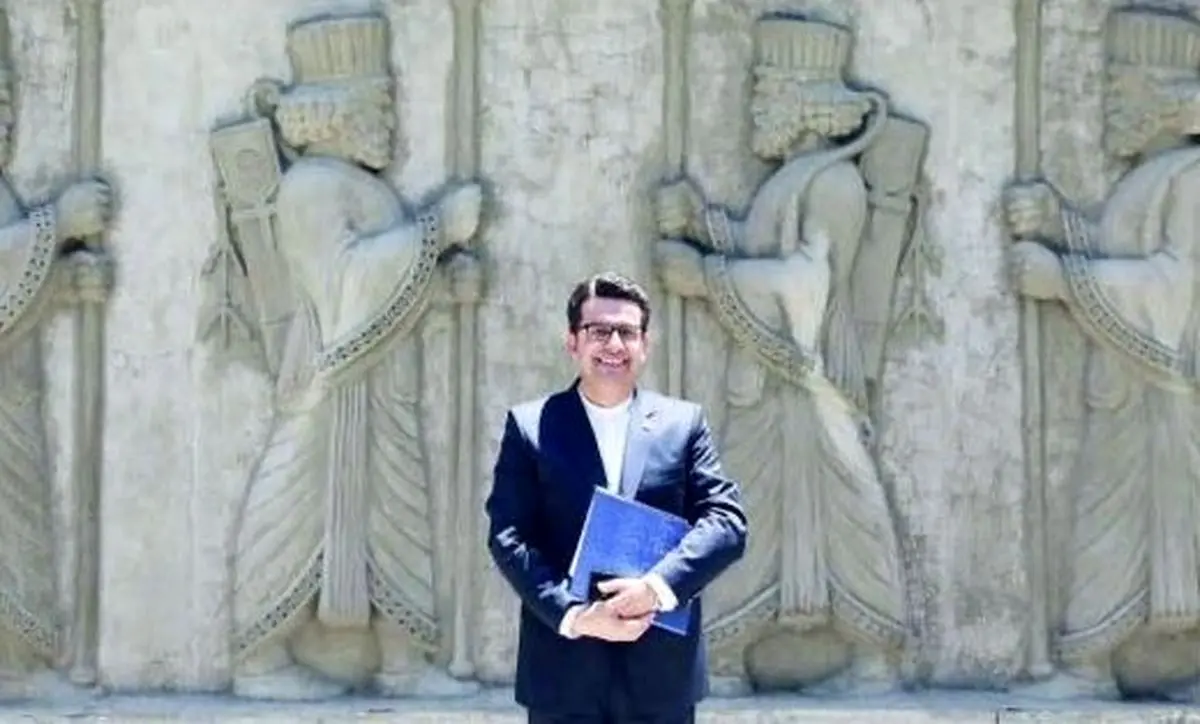 خط‌کشی‌های جناحی در وزارت خارجه ظریف کم‌رنگ شده است / گاهی مجتهدیم گاهی مقلد