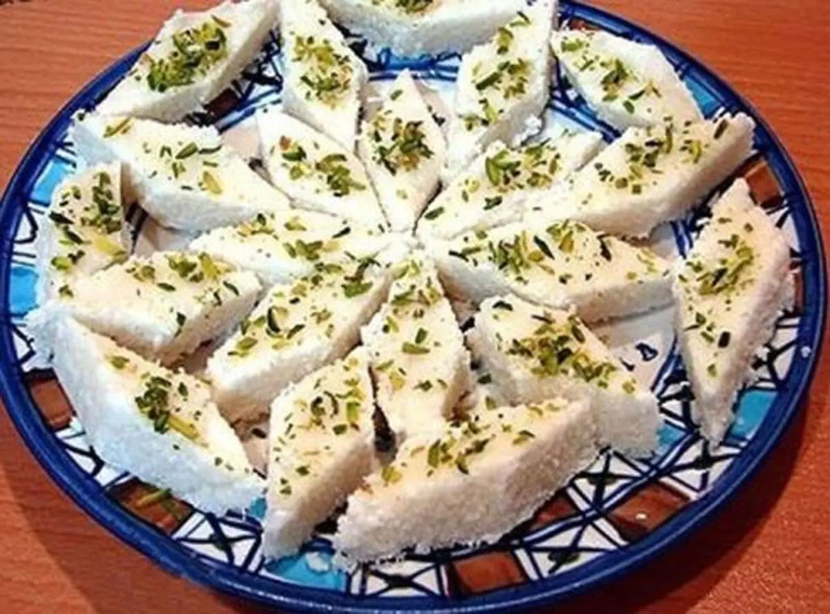 لوز نارگیل خانگی شیرینی مخصوص عید