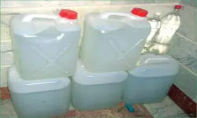 ۳۰۰ لیتر الکل تقلبی در اردستان کشف شد