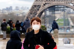 دولت فرانسه به شهروندان: مصرف كوكائین نمی تواند در برابر کرونا مصونیت ایجاد کند /  رشد شایعات عجیب در پاریس در مورد کرونا