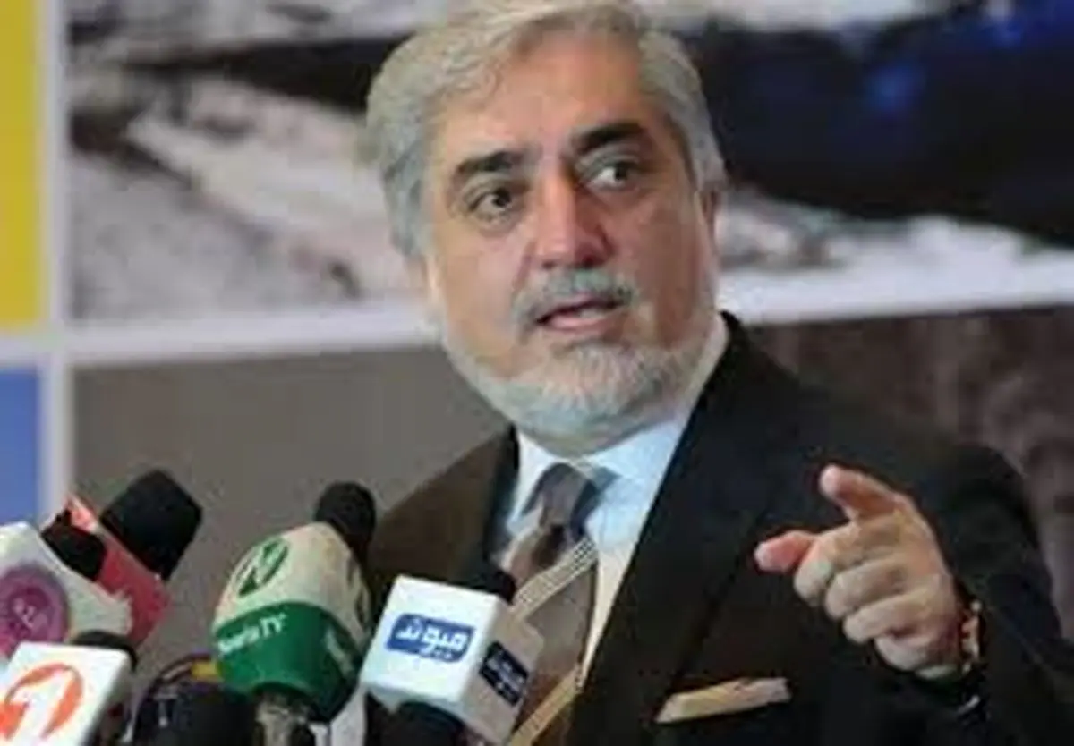 عبدالله عبدالله رسما خود را رئیس‌جمهور افغانستان اعلام کرد