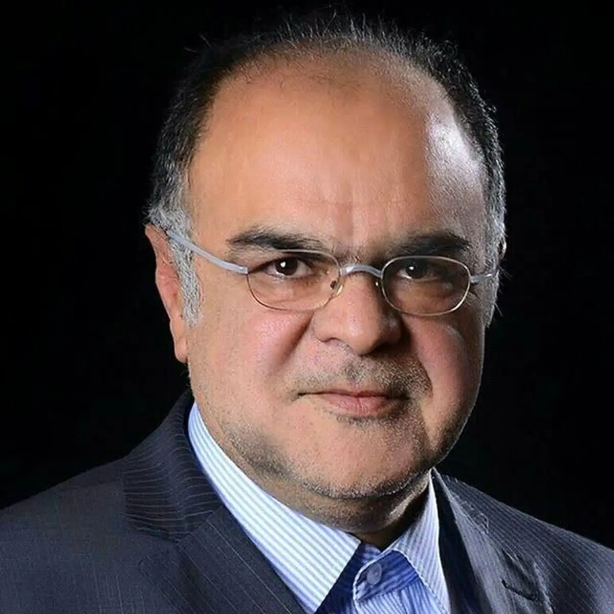 آقای استاندار! شما بخوانید