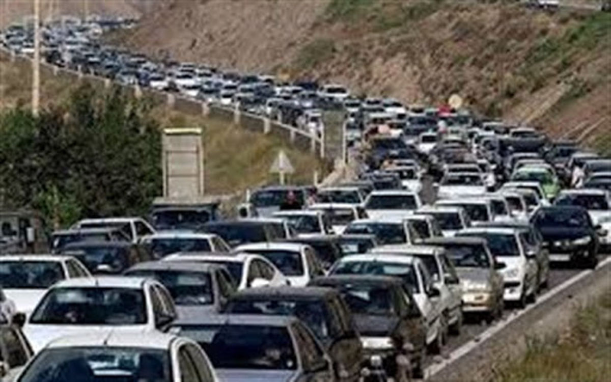ترافیک در خروجیهای مشهد پرحجم است