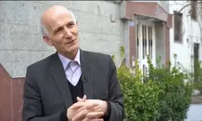 مقصود فراستخواه: برای مقابله با کرونا در خانه بمانیم