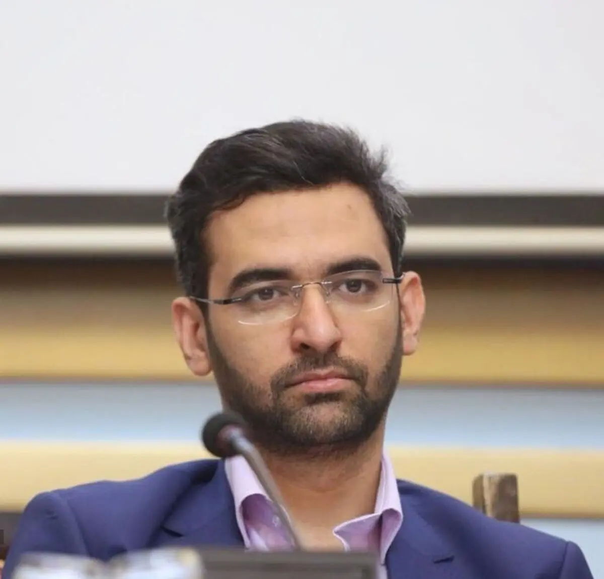 آذری جهرمی: اینترنت خانگی تا پایان سال رایگان شد