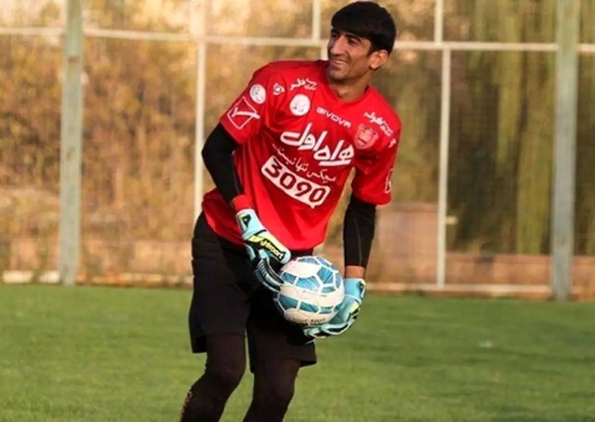 بیرانوند:حتما استقلالی‌ها قهرمان شدند که از ما بیشتر پول گرفتند!