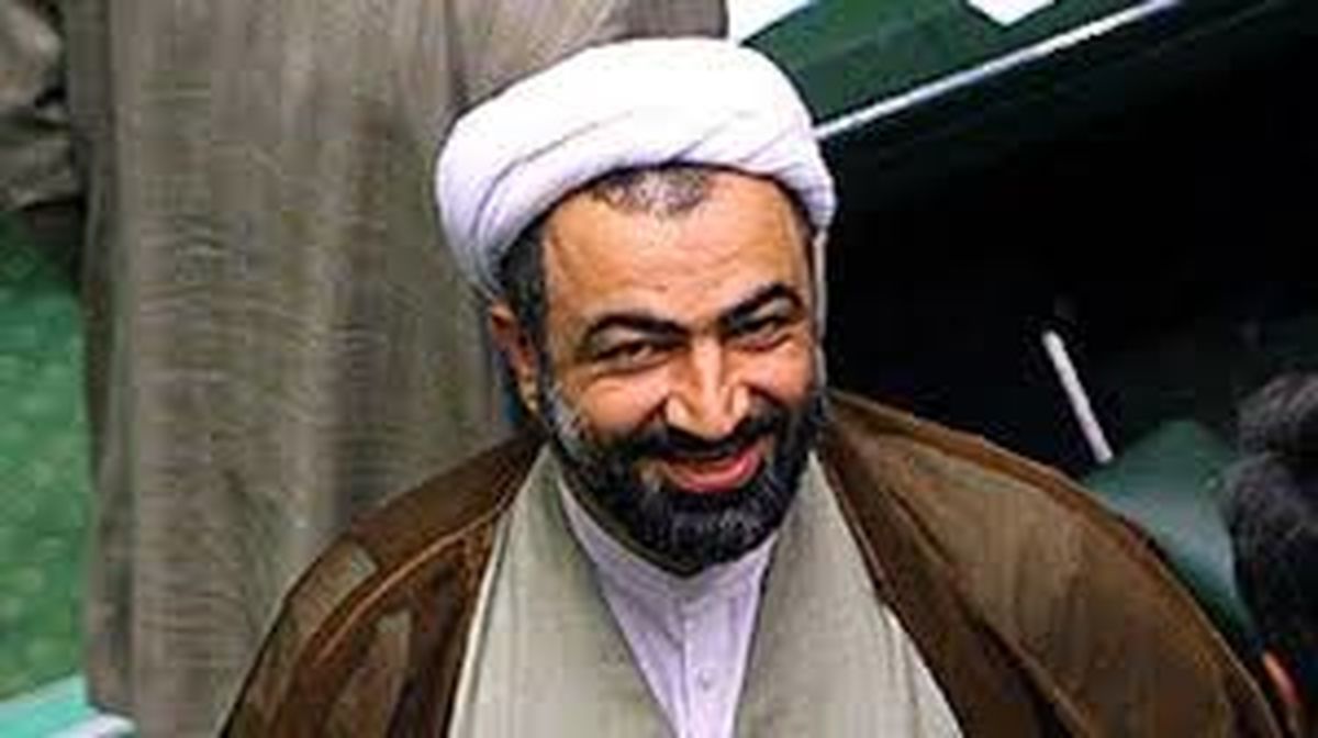 تکذیب شایعه سفر رییسجمهوری که حمید رسایی راه انداخت
