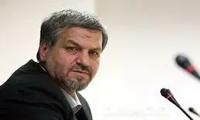 کواکبیان: مگر خون نمایندگان رنگین‌تر ازخون مردم و مدافعان سلامت است