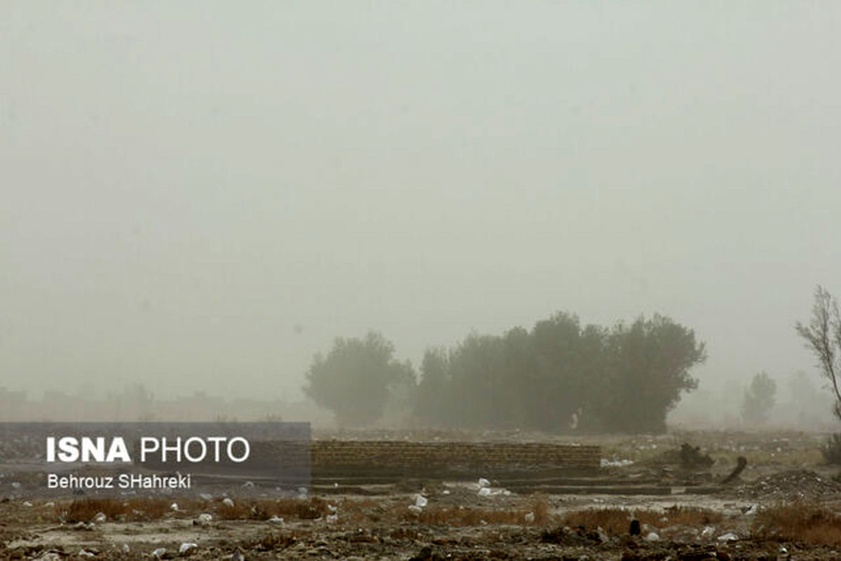 باد و گردوخاک، دید افقی در نصرت آباد را به 400 متر رساند