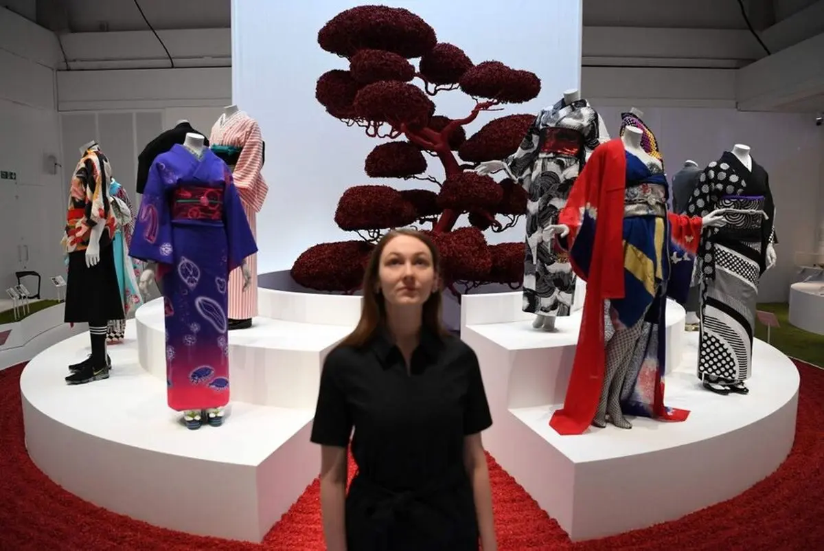 تصاویر : نگاهی به نمایشگاه کیمونو در لندن | از کیوتو تا نمایش مد