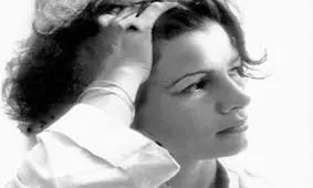 سال ۱۳۸۲؛ کانادا: نوع برخورد ایران با پرونده زهرا کاظمی در رأی موافق یا مخالف ما به قطعنامه علیه ایران مؤثر است