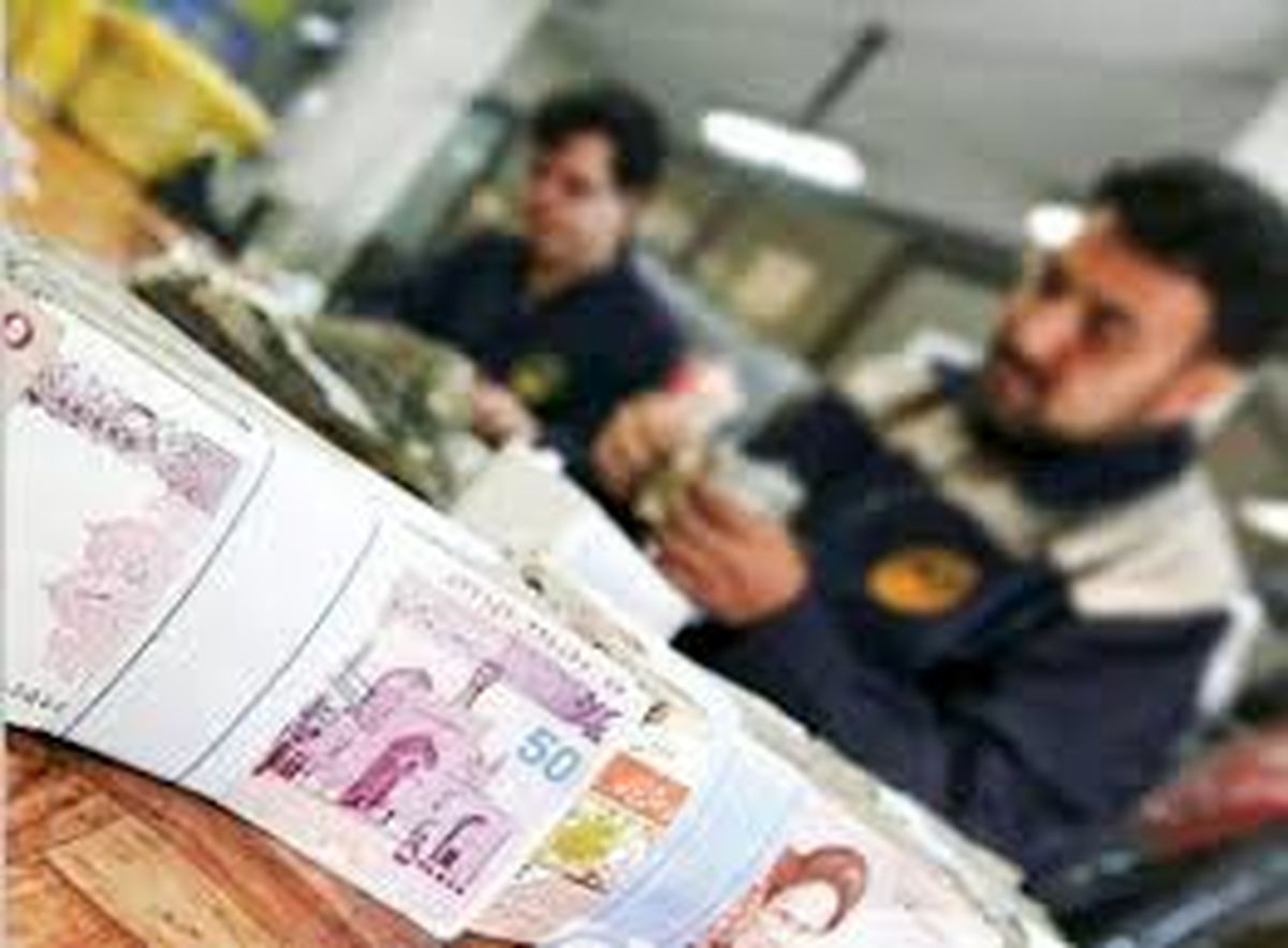 کارگران با کارکرد کمتر از یکسال چقدر عیدی میگیرند+ جدول