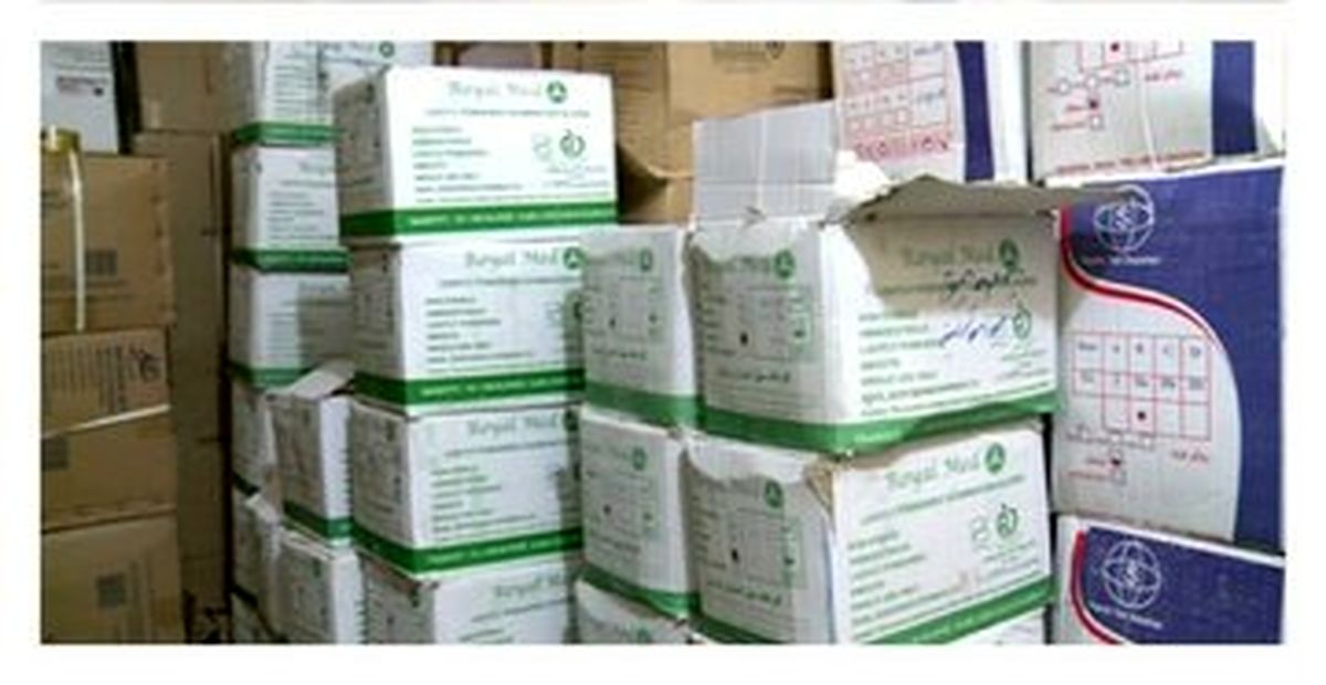 کشف ۲۳۷ هزار دستکش بهداشتی احتکار شده در بندرعباس