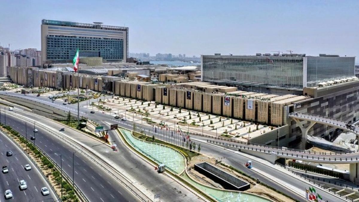 بازار بزرگ ایرانمال تعطیل شد
