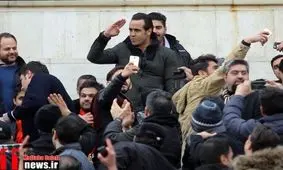 علی کریمی از کاندیدای مورد نظر خود حمایت کرد