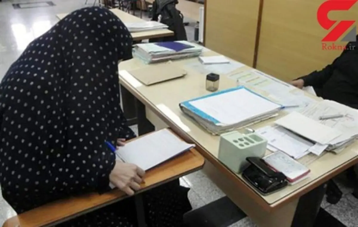 این زن در مقابل یک مرد دست به اقدام کثیفی‌ زد