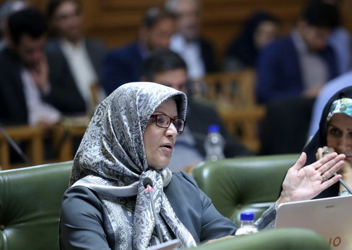 معاینه روزانه پاکبانان شهر/ حمایت از رفتگران با رها نکردن دستکش و ماسک در معابر