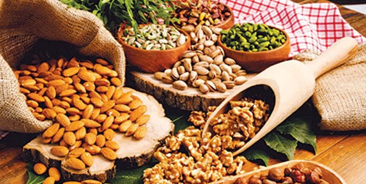 آجیل نوروز از 60 تا 180 هزار تومان به فروش می‌رسد/ مردم آجیل را حتما حرارت بدهند