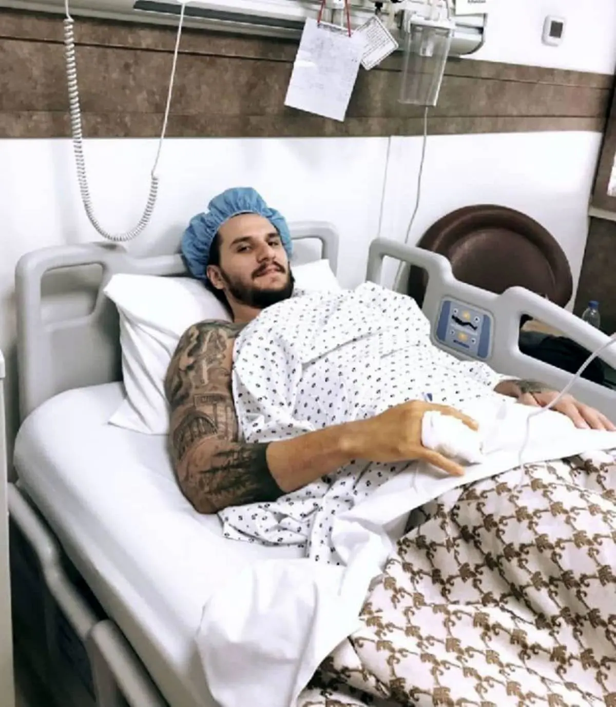 جراحی موفقیت‌آمیز رستم‌پور