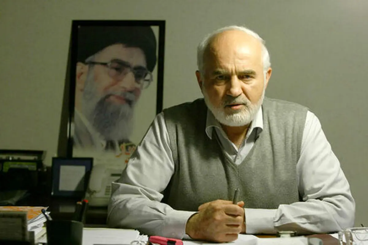 خاطره احمد توکلی از عجله صادق خلخالی در صدور حکم اعدام /خیلی از اوقات قواعد متعارف را برای رسیدن به حکم نهایی رعایت نمی‌کرد