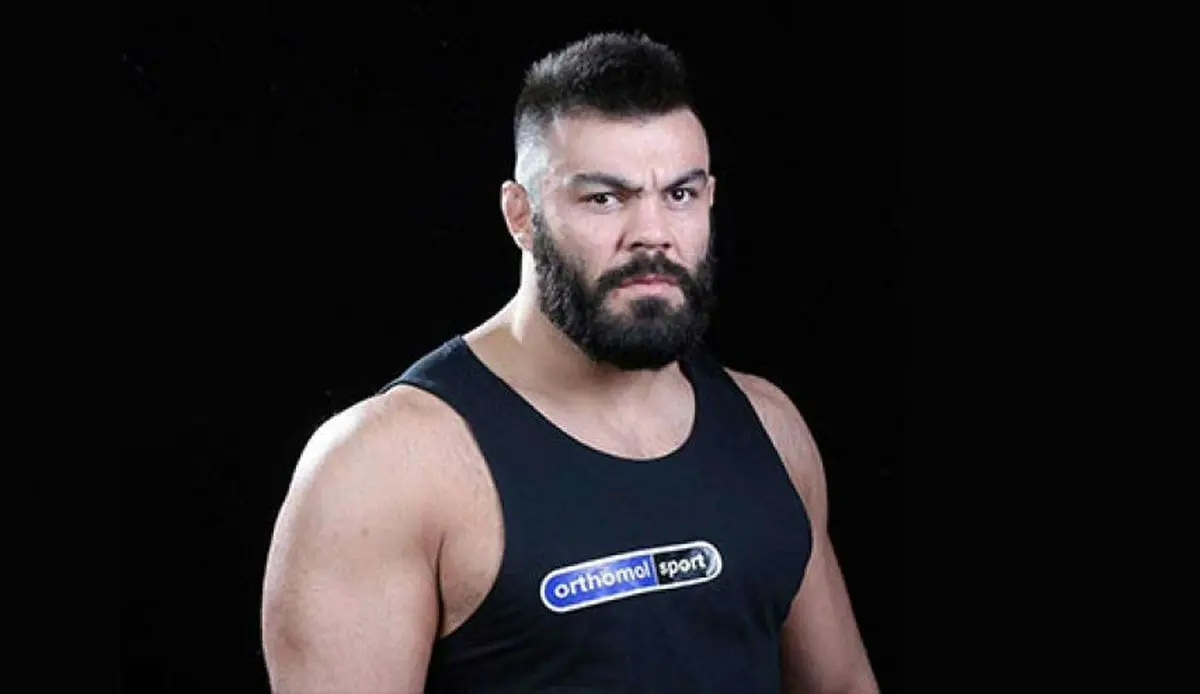 این پول از گوشت سگ نجس‌تر است و خرج زن و بچه‌تان می‌شود / فیلم