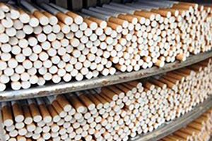 کشف 150 هزار نخ سیگار قاچاق از سوپرمارکتی در 