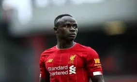 ستاره لیورپول برای مبارزه با کرونا دست به جیب شد