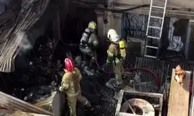 آتش‌سوزی پاساژ مهستان از نمایی نزدیک