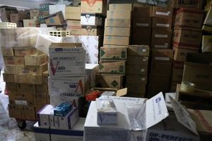 پلمب یک انبار با ۱۸ هزار قلم مواد بهداشتی احتکار شده در کرمان