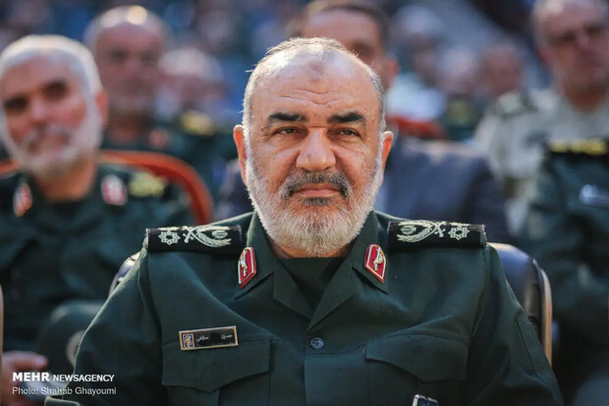 پیام ویژه فرمانده کل سپاه به پزشکان و پرستاران