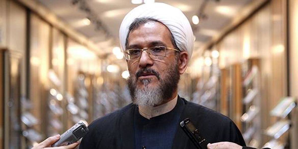 کسی که در حرم را میشکند جاهل نیست، ستون پنجم دشمن است/ رئیس جمهور در مدیریت بحران کرونا همان " شیخ حسن روحانی" زمان جنگ باشد