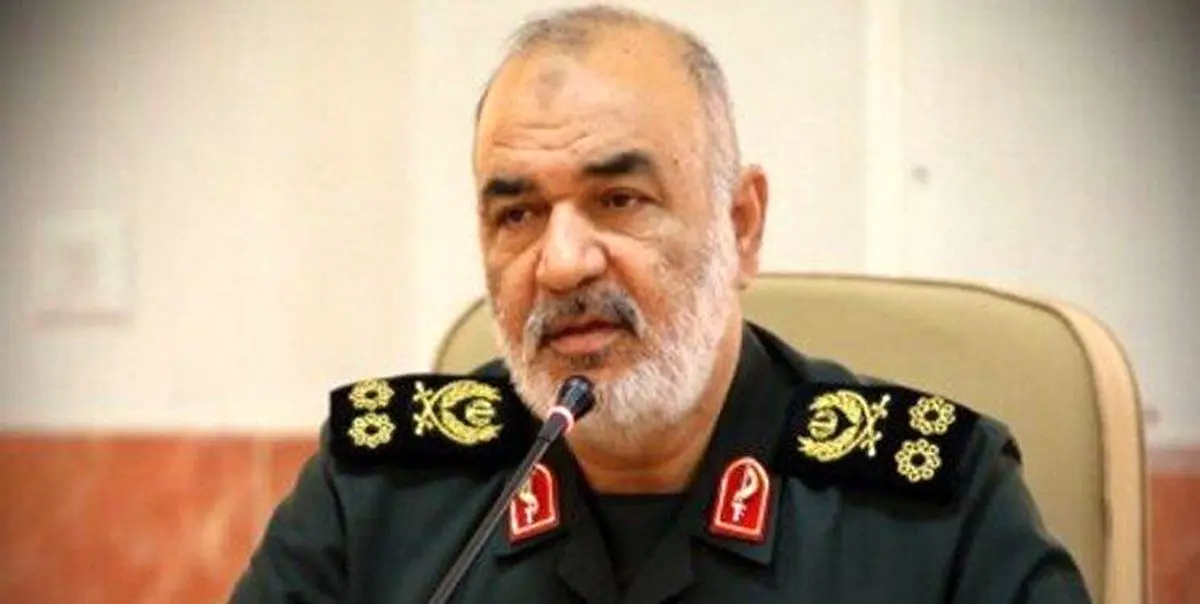 امیدواری فرمانده کل سپاه برای عبور از روزهای سخت کرونا / راه اندازی ۲۱ کارگاه مردمی تولید ماسک