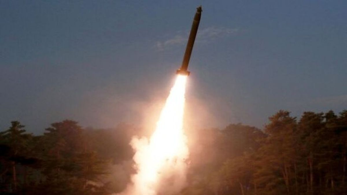 کره‌شمالی ۲ موشک بالستیک کوتاه‌برد شلیک کرد