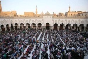 لغو نمازهای جماعت و جمعه در مصر به مدت 2 هفته